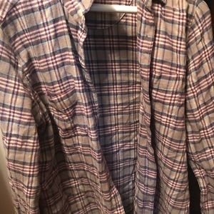 Women’s flannel shirt